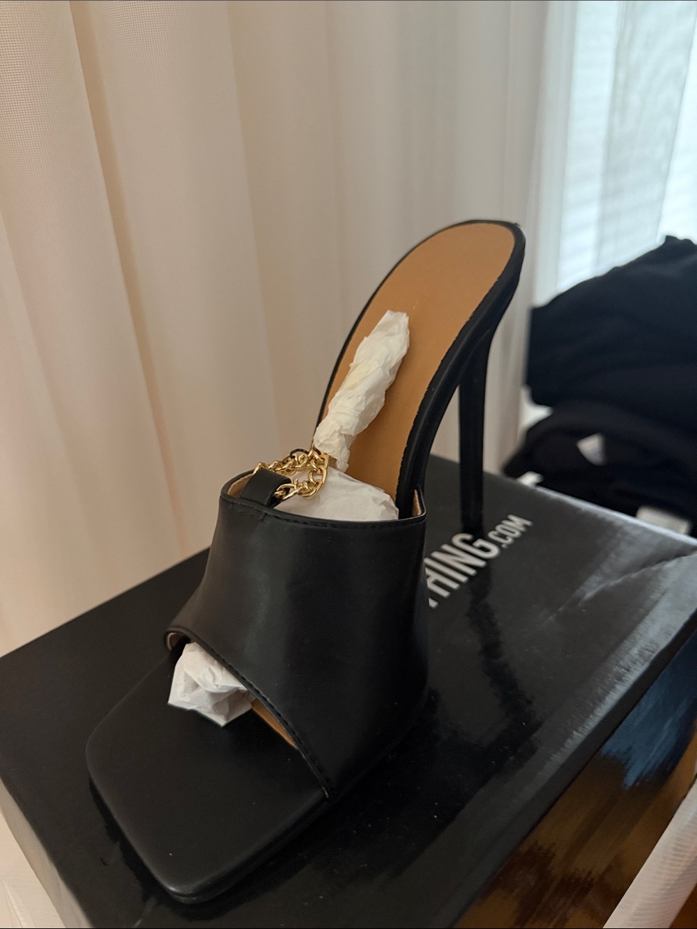 PrettyLittleThing Heels - Picture 2 of 4